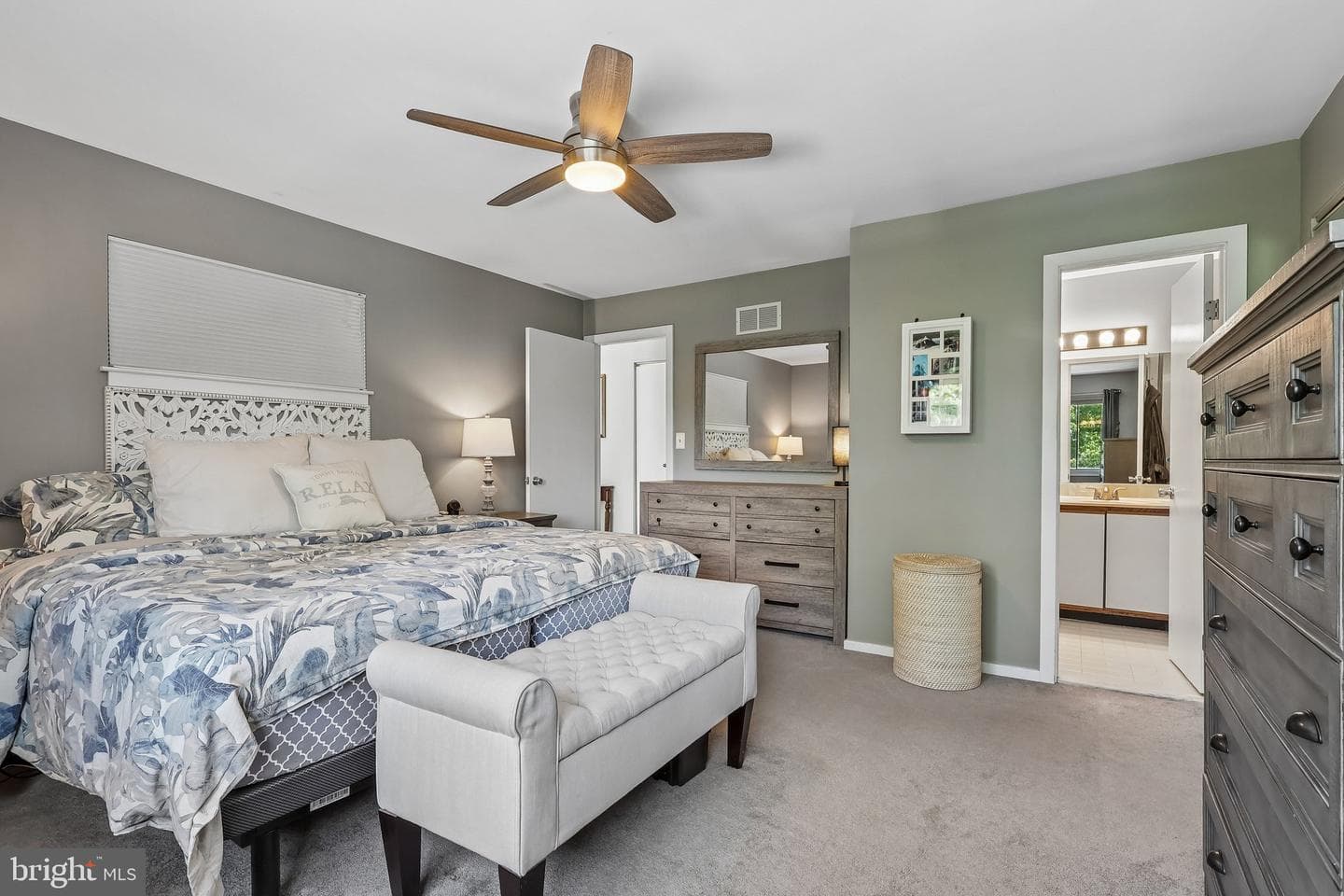 460 Lynetree Drive #21-C photo 19