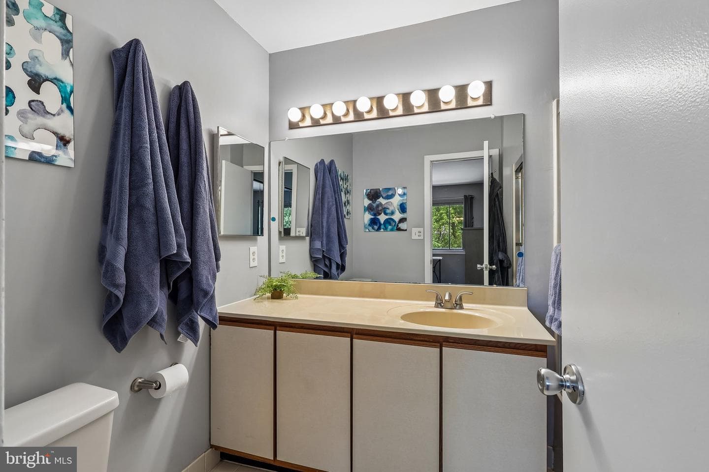 460 Lynetree Drive #21-C photo 21