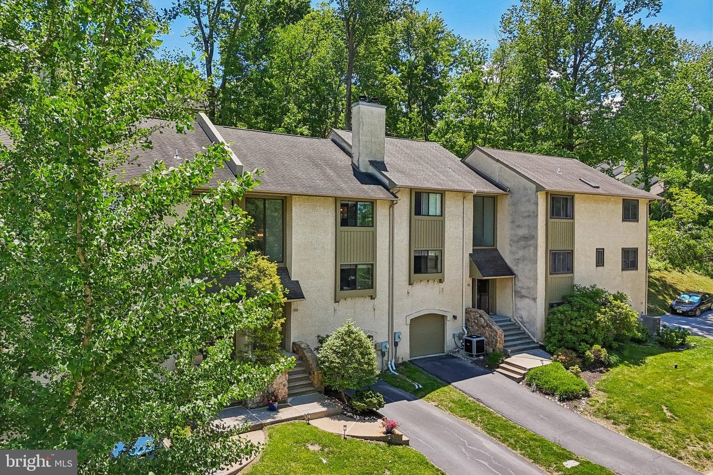 460 Lynetree Drive #21-C photo 42