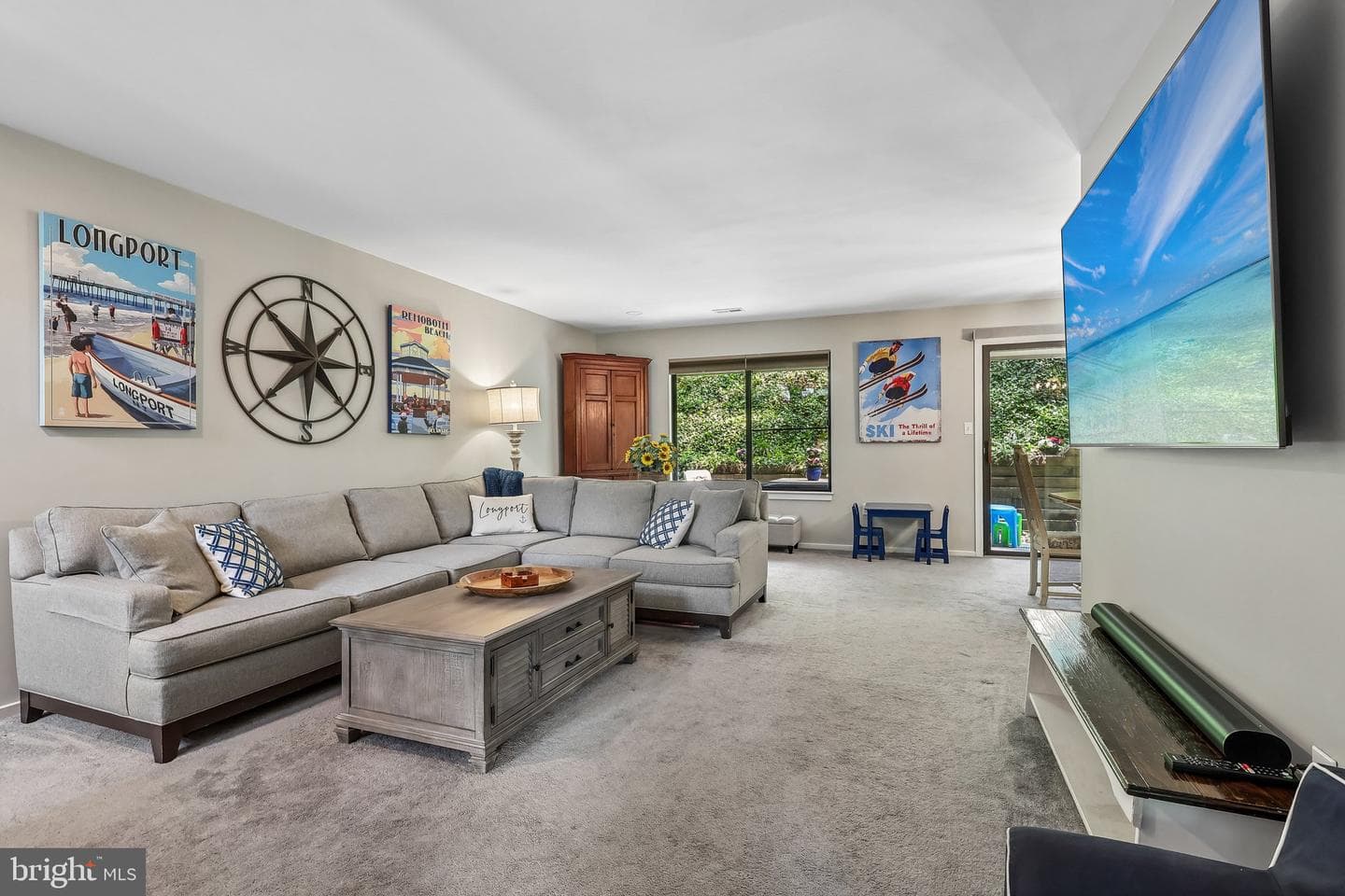 460 Lynetree Drive #21-C photo 7