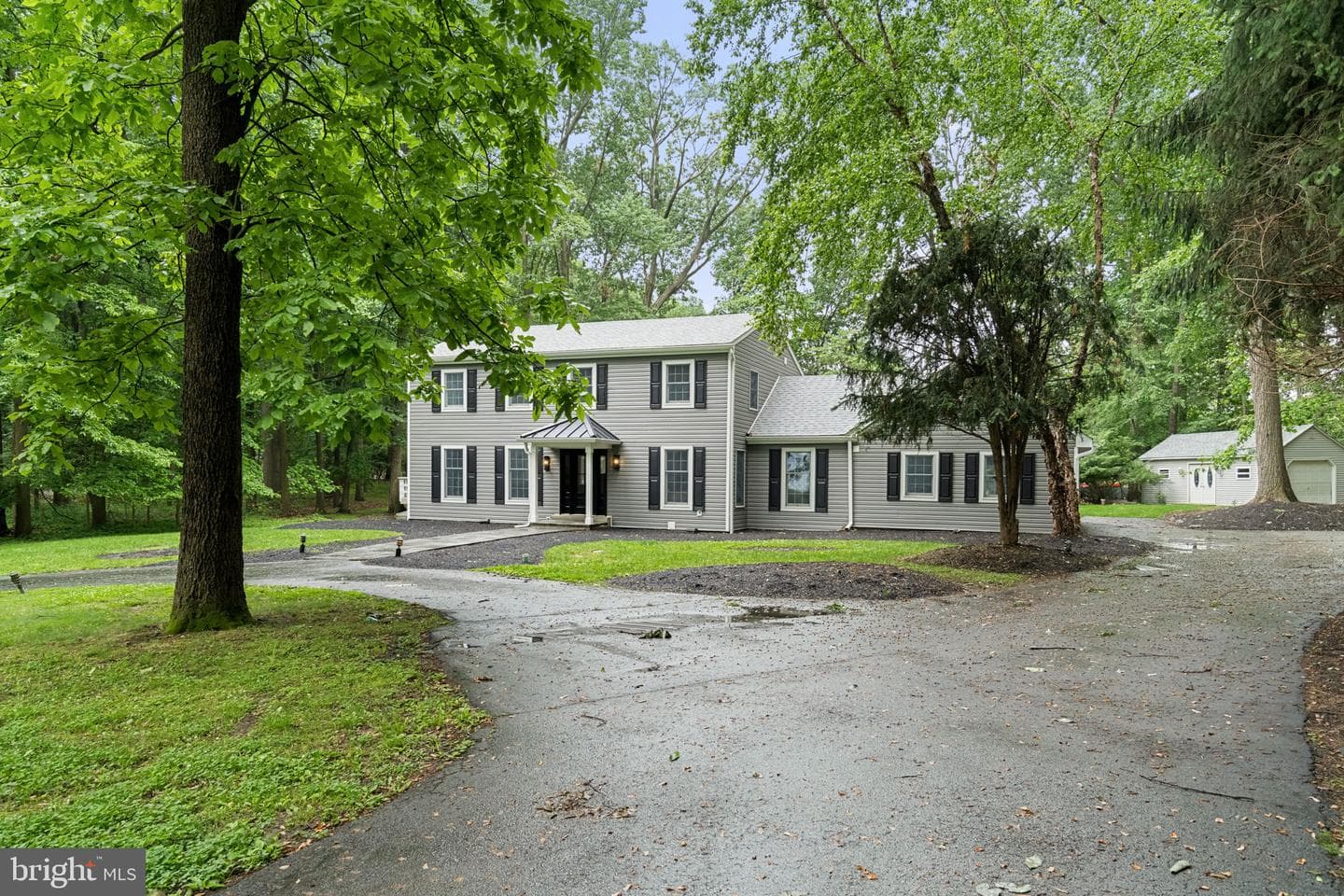 1105 Tinkerhill Lane photo 5