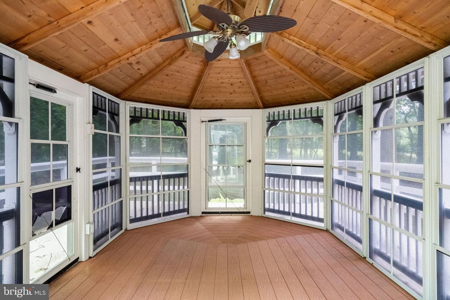 1105 Tinkerhill Lane photo 69