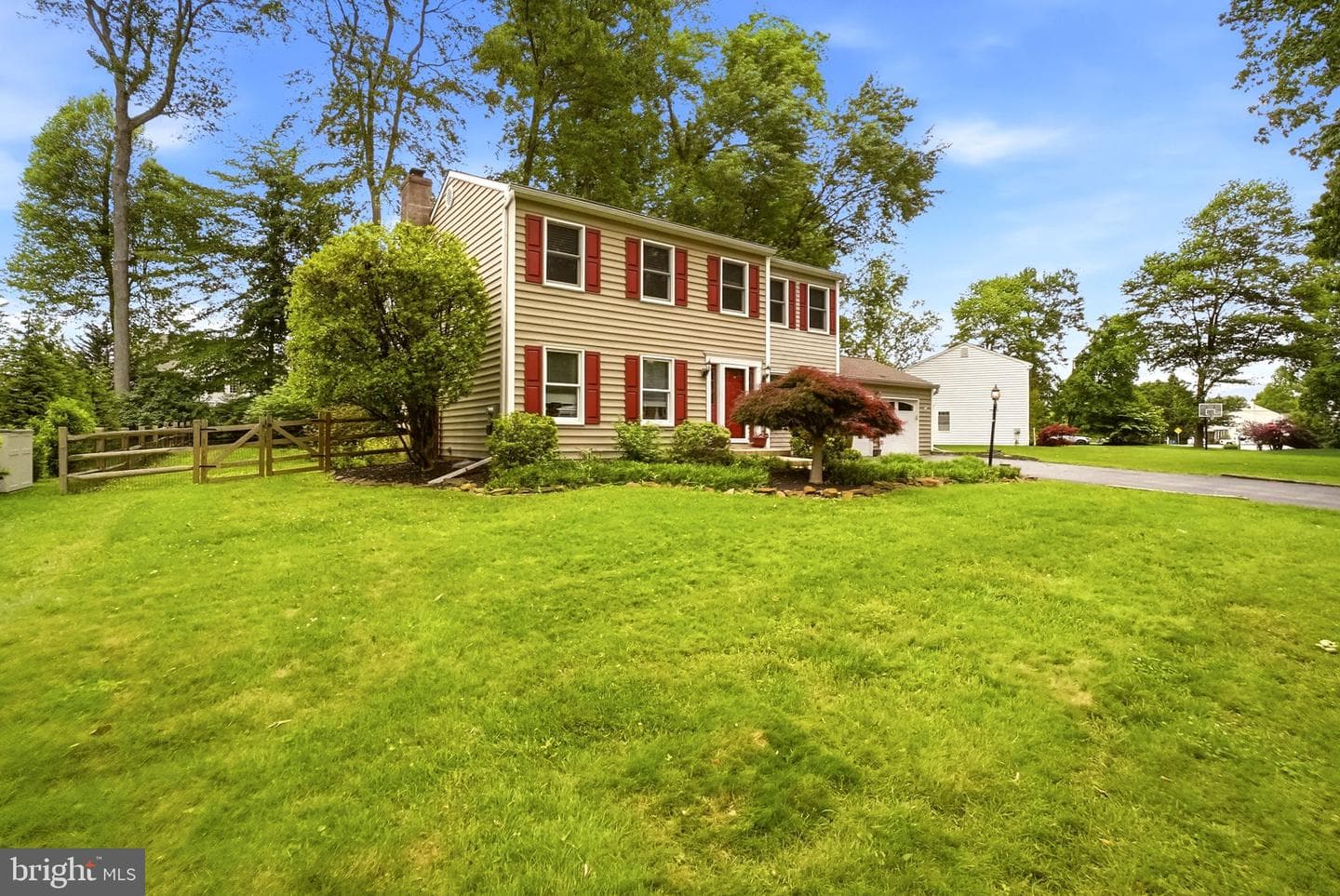 789 Ware Circle photo 3