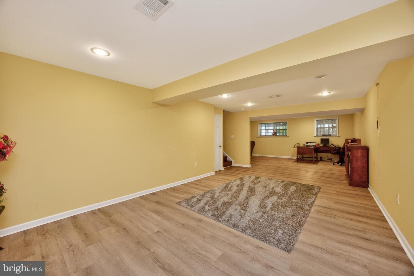 328 Dartmouth Road photo 37