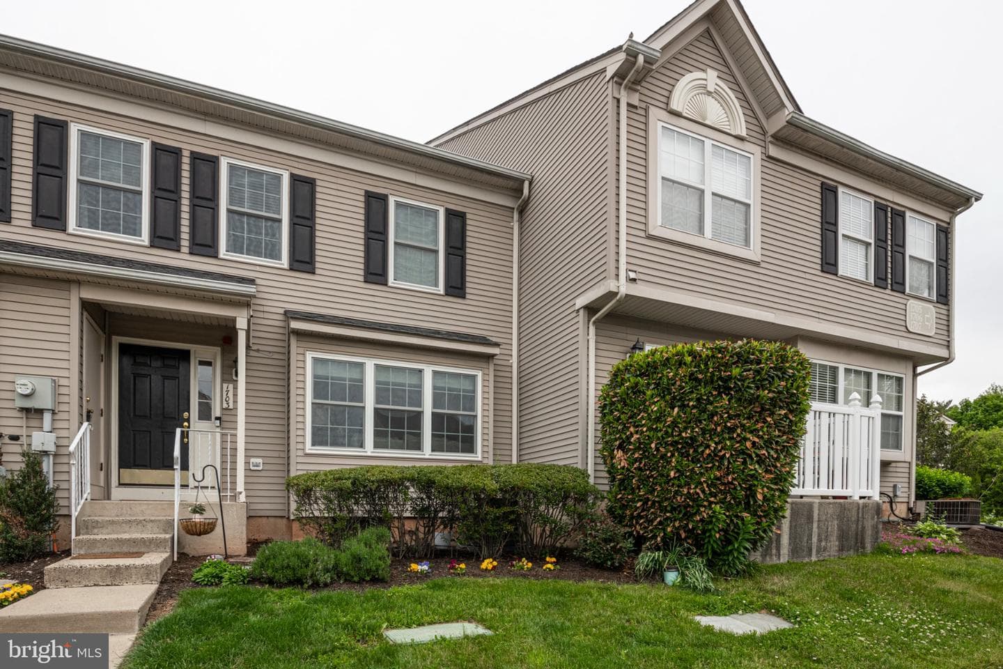 1703 Briarwood Ct # 1703 photo 35