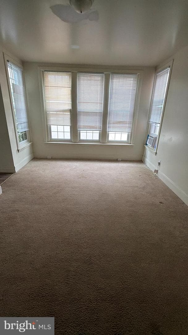 531 S Walnut Street photo 5
