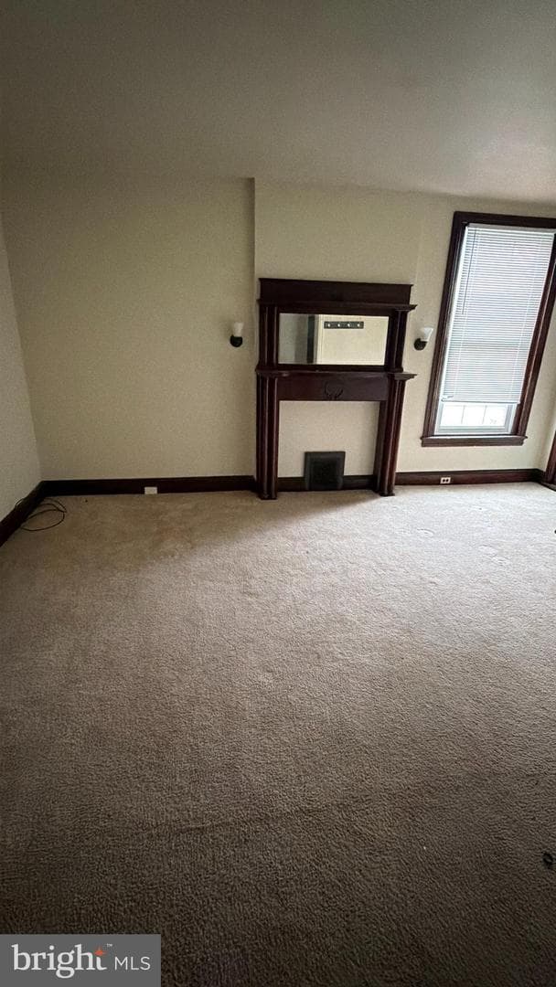 531 S Walnut Street photo 6