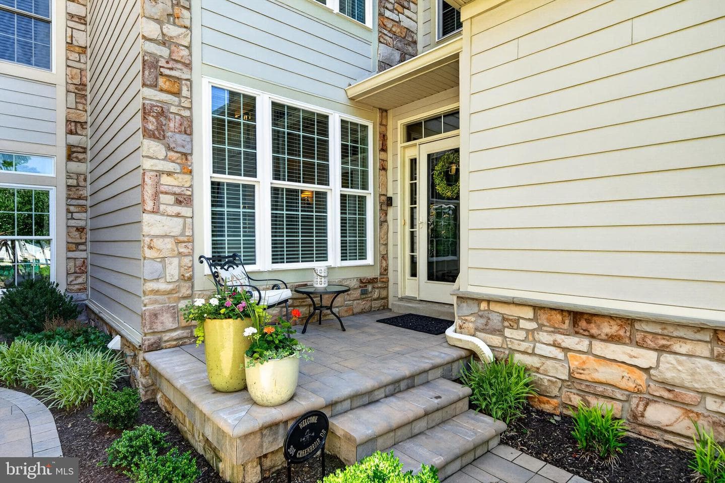 304 Greenbriar Drive