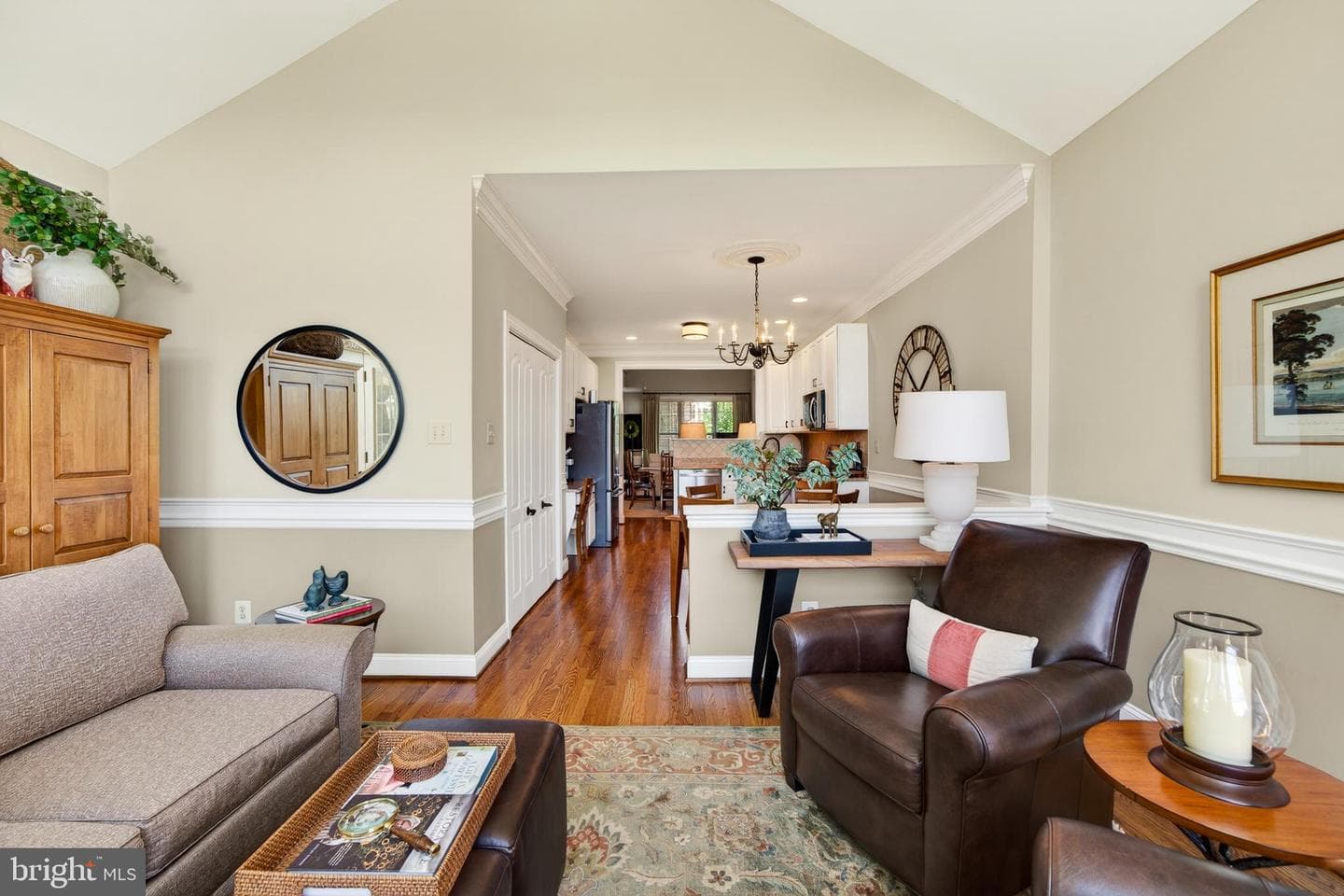 304 Greenbriar Drive photo 20