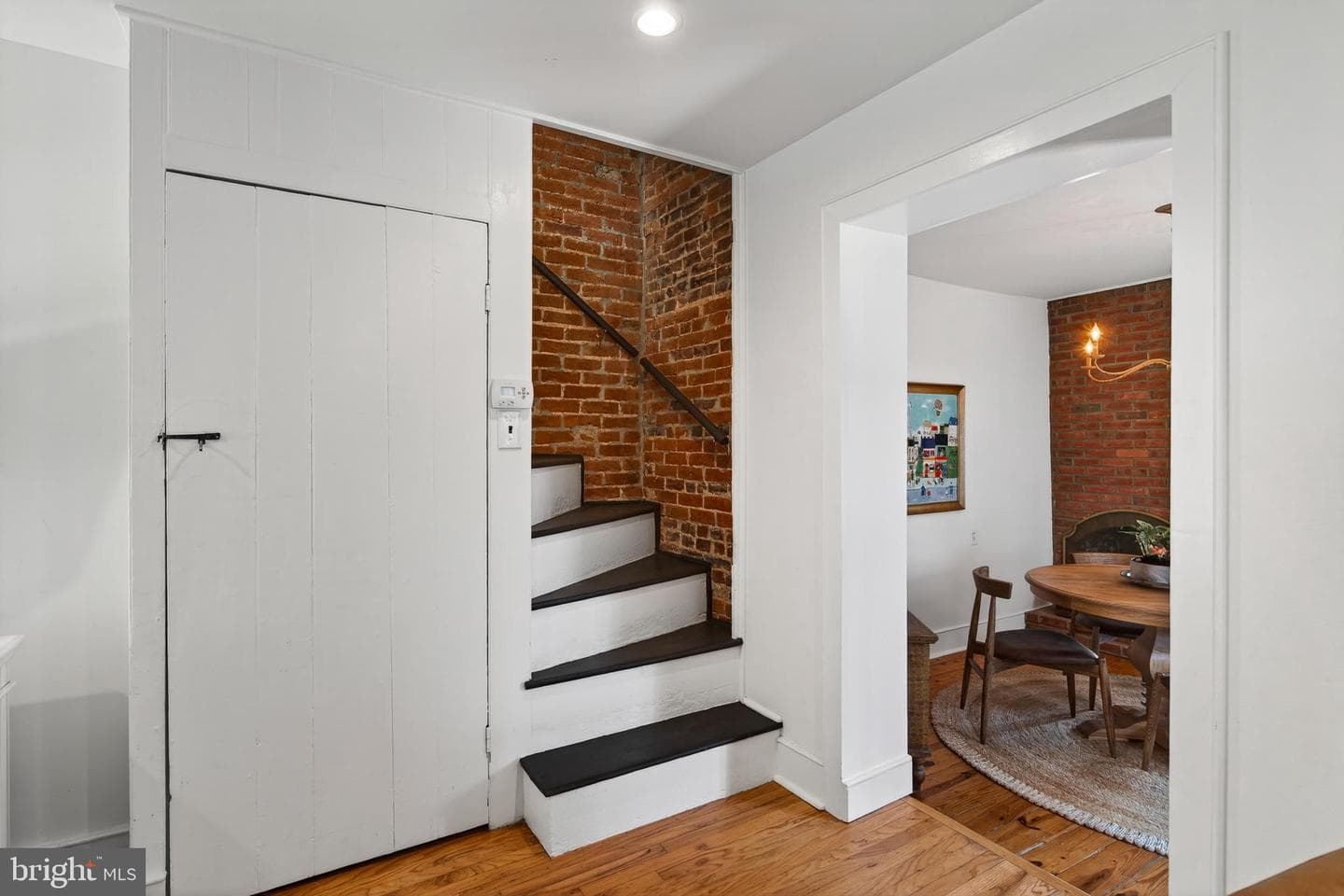129 W Union Street photo 6