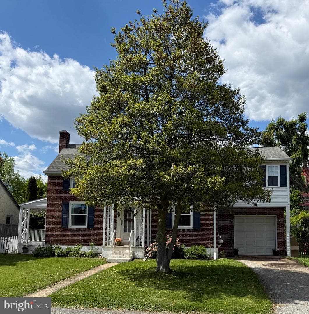 703 W 4th Ave. photo 5