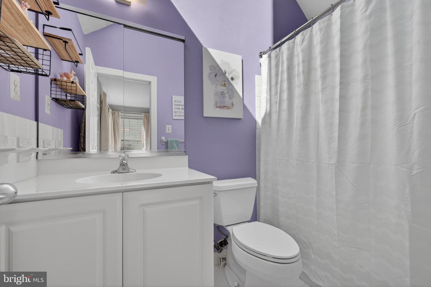 421 Waynebrook Drive photo 28