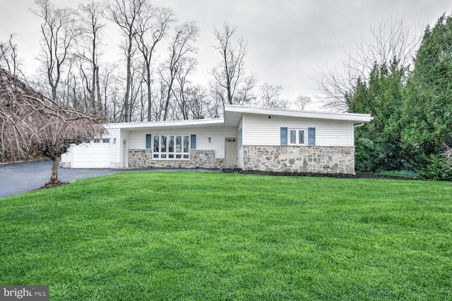 904 S Chester Rd, West Chester