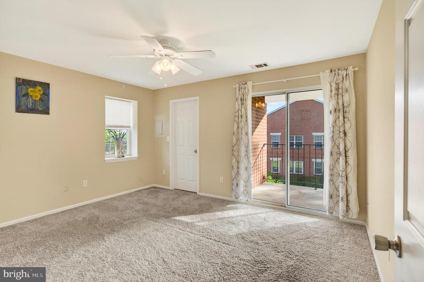 750 E Marshall Street #707 photo 24