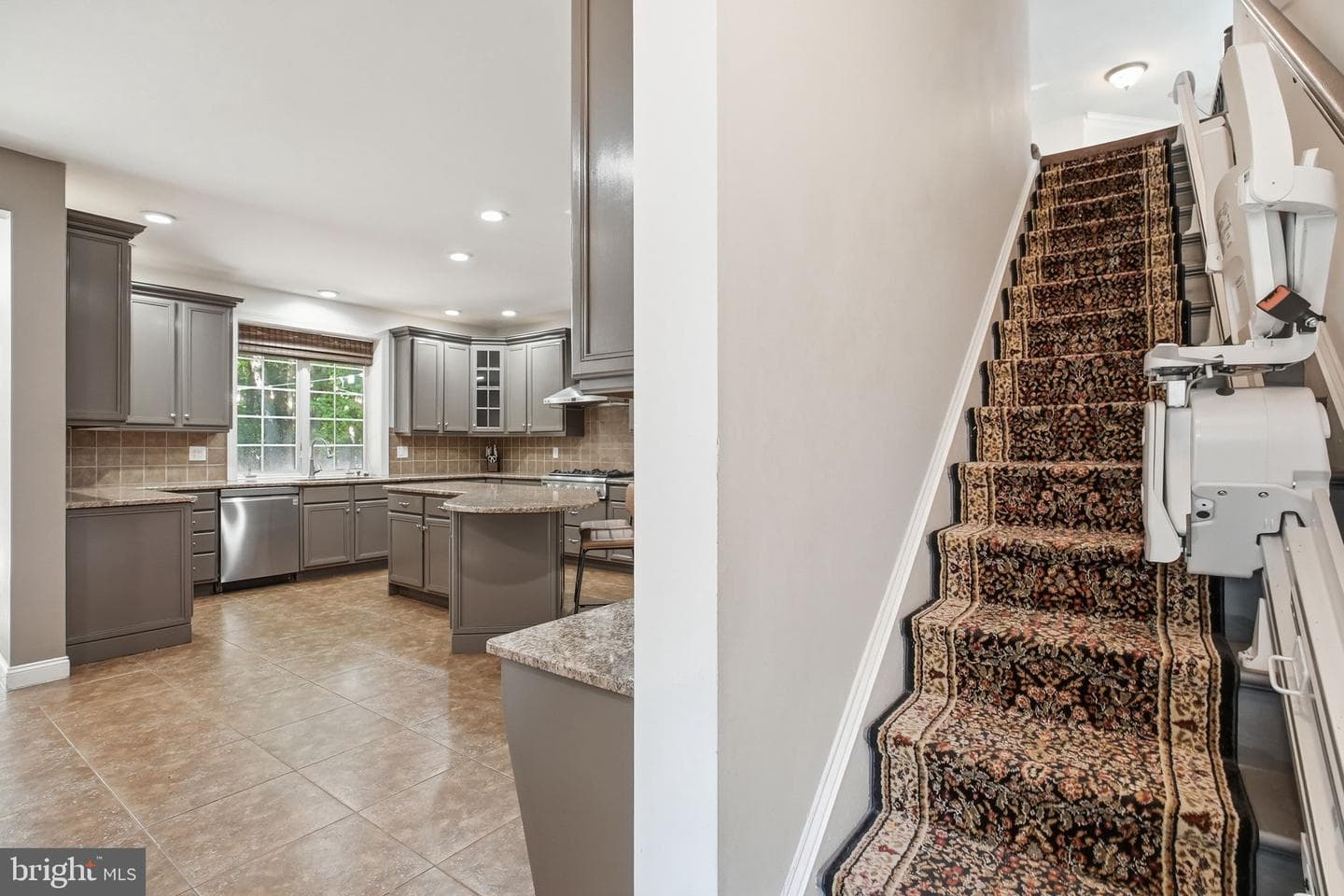 1344 Brownsville Road photo 29