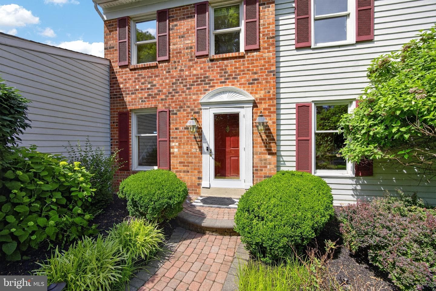 217 Shropshire Drive photo 2