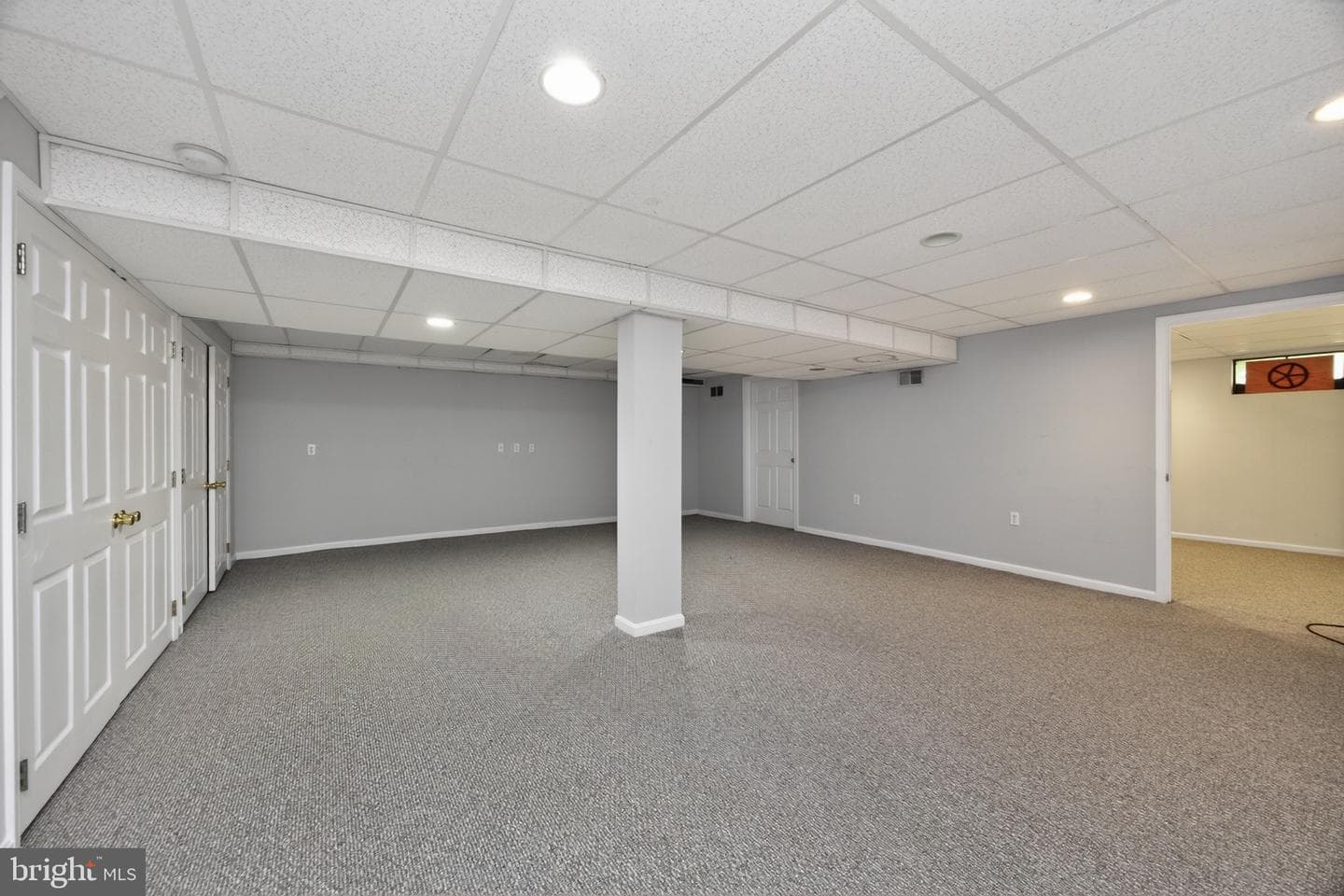217 Shropshire Drive photo 33