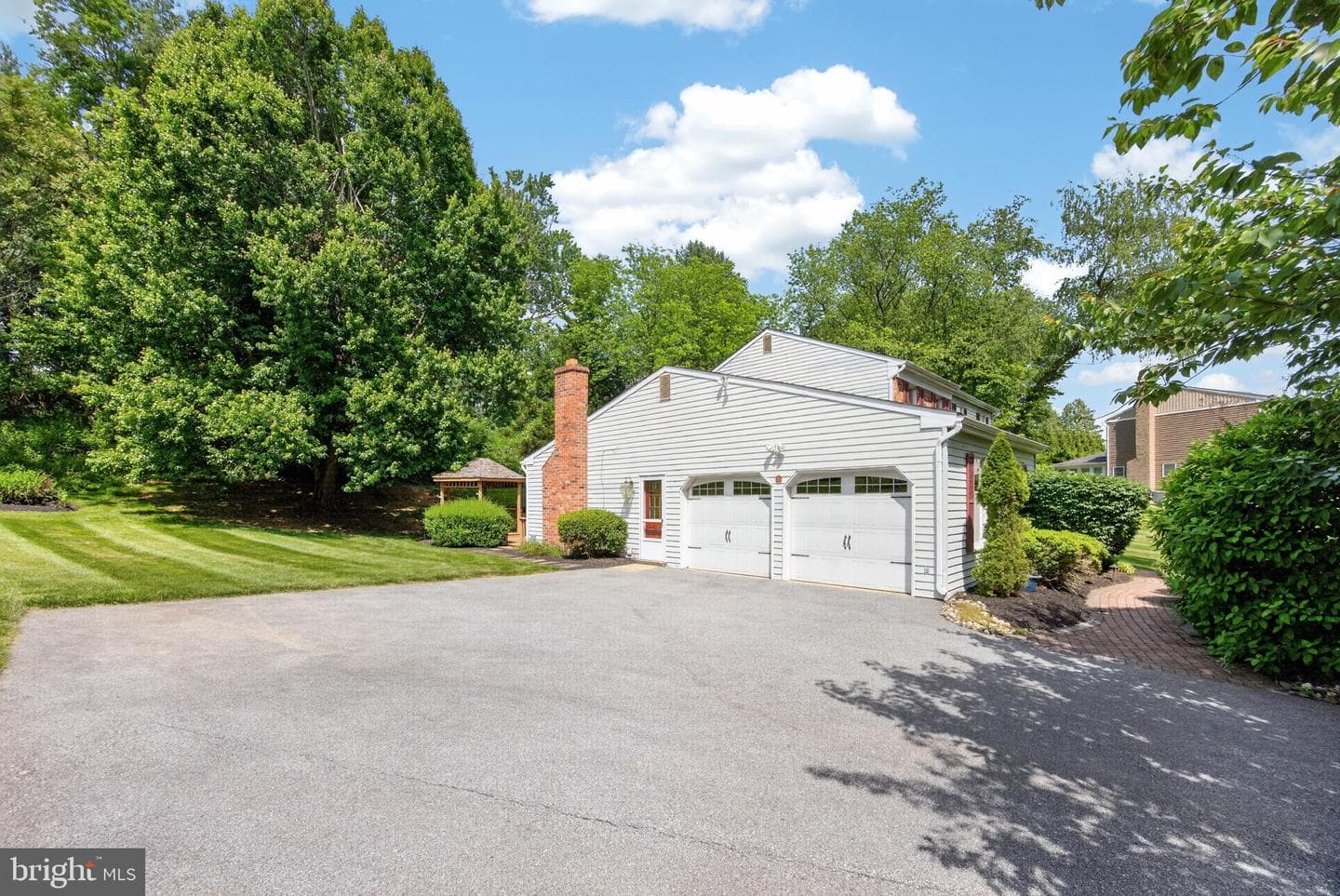 217 Shropshire Drive photo 39