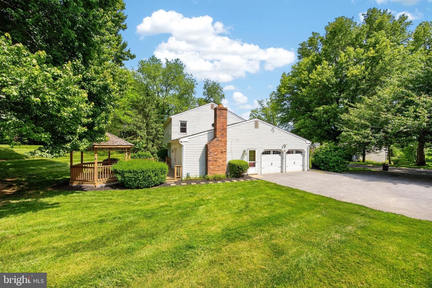 217 Shropshire Drive photo 40