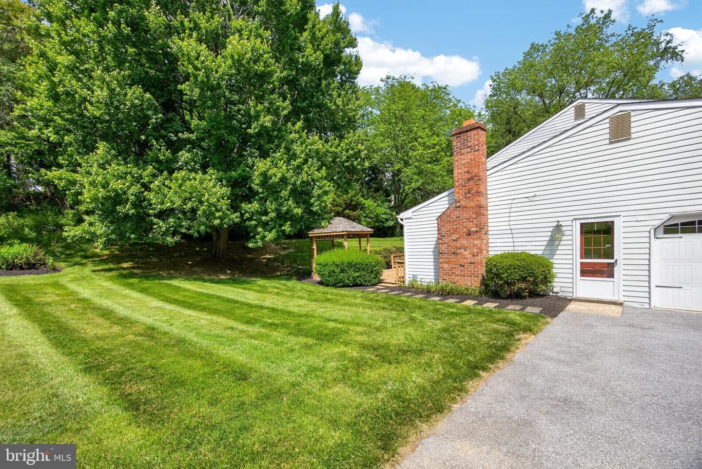 217 Shropshire Drive photo 41