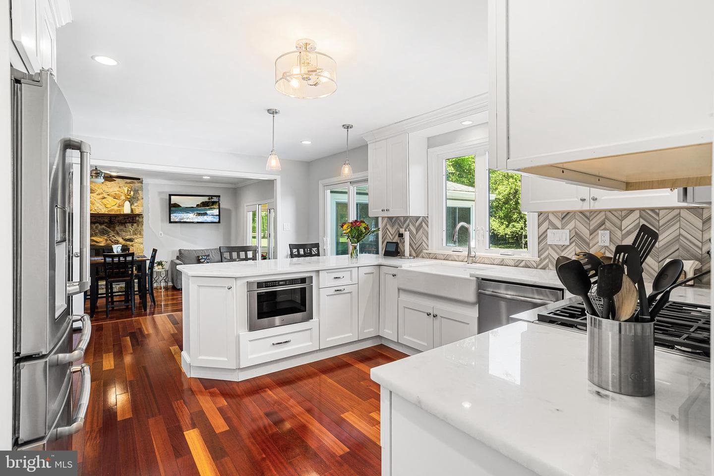 11 Almy Drive photo 19