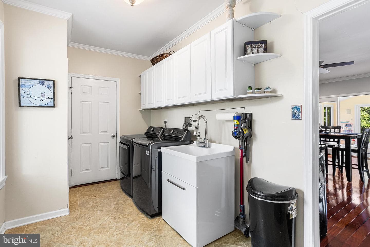 11 Almy Drive photo 27