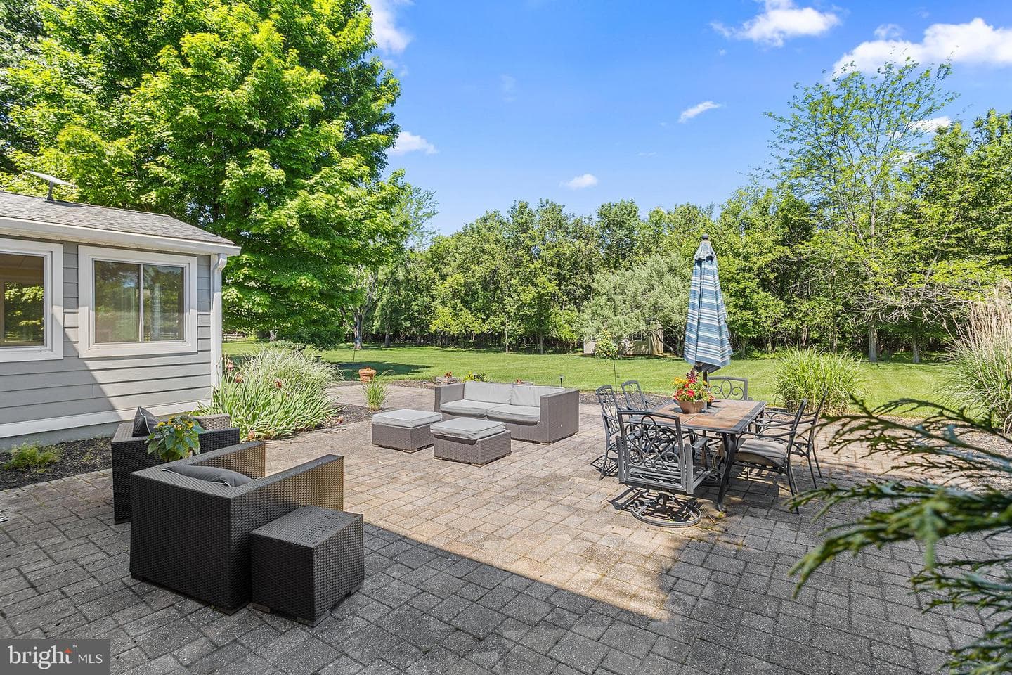 11 Almy Drive photo 47