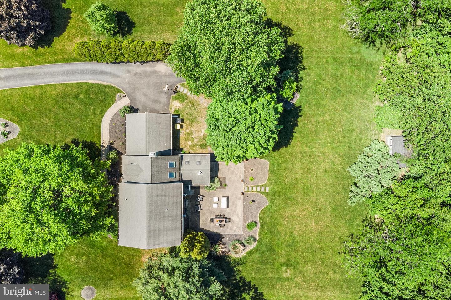11 Almy Drive photo 6