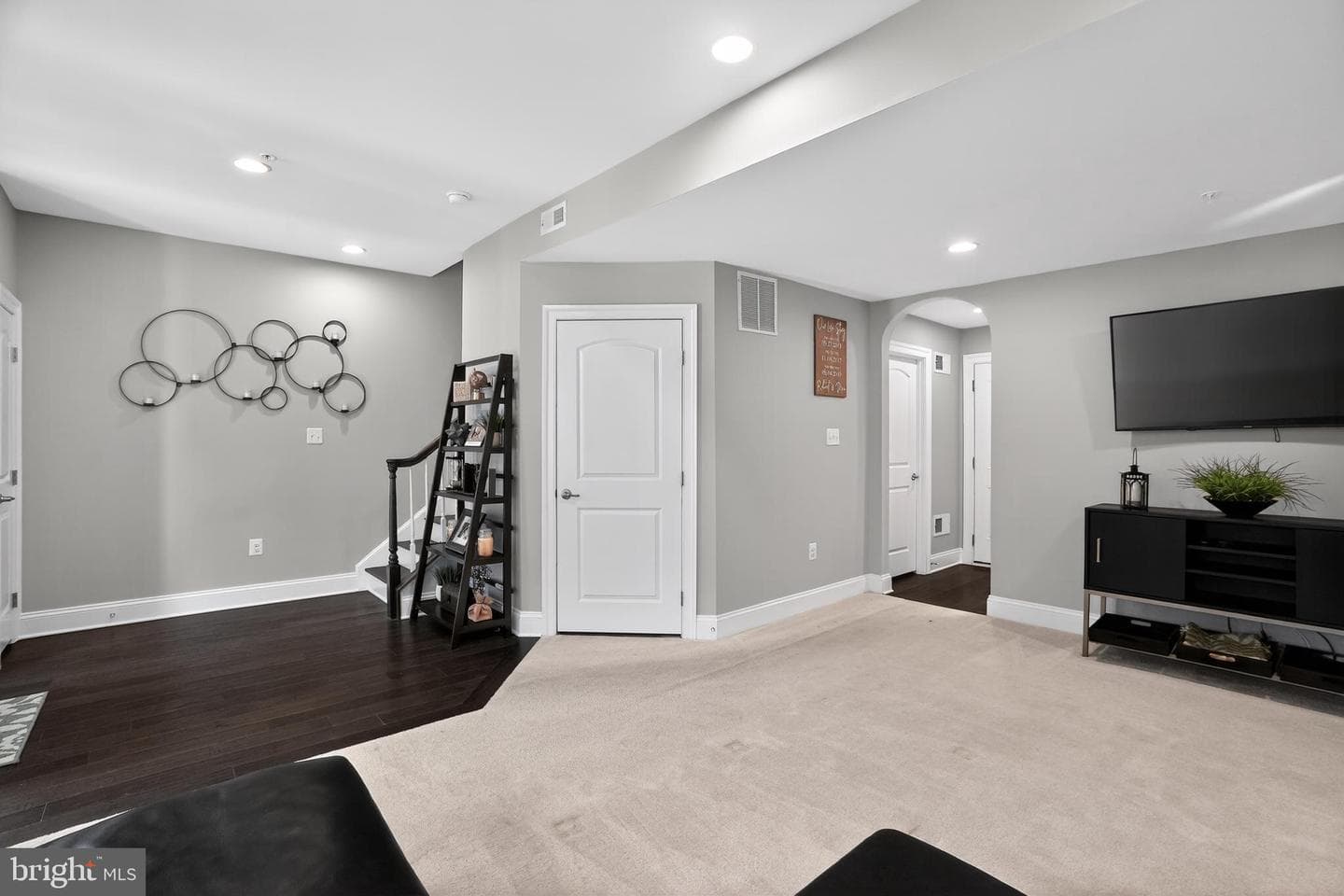 519 S Atwater Drive photo 5