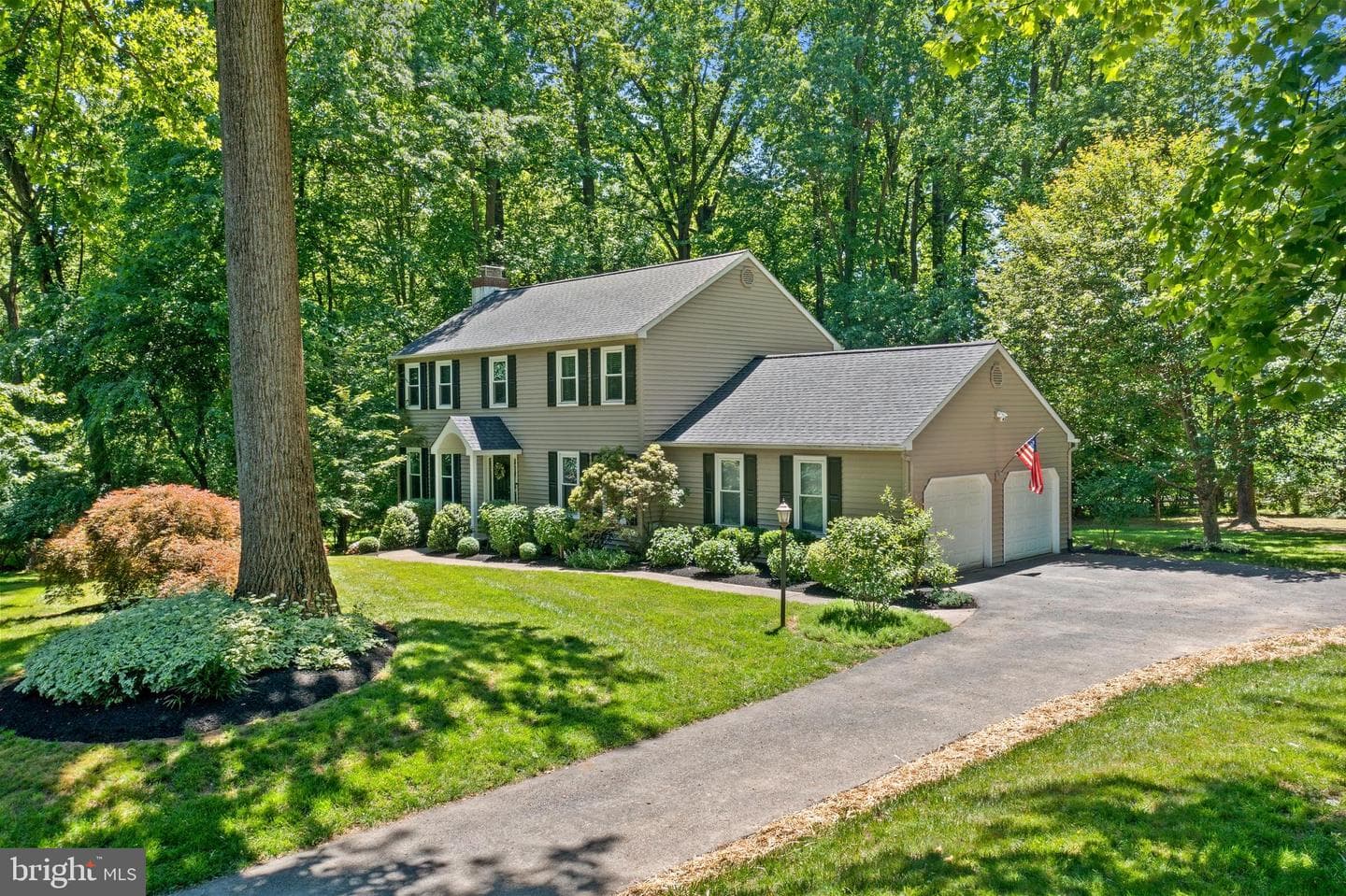 702 Great Oak Lane photo 2