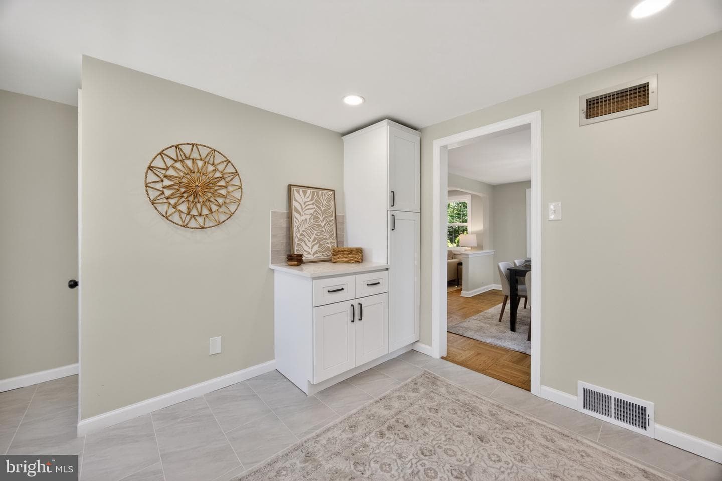 545 Dorothy Lane photo 13