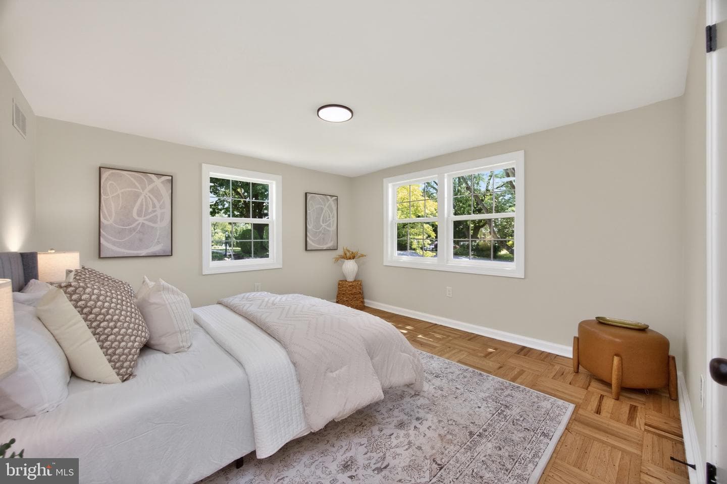 545 Dorothy Lane photo 16