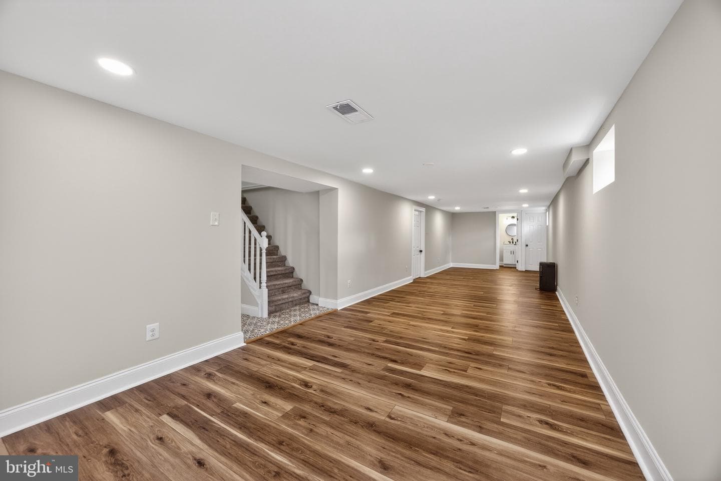 545 Dorothy Lane photo 21