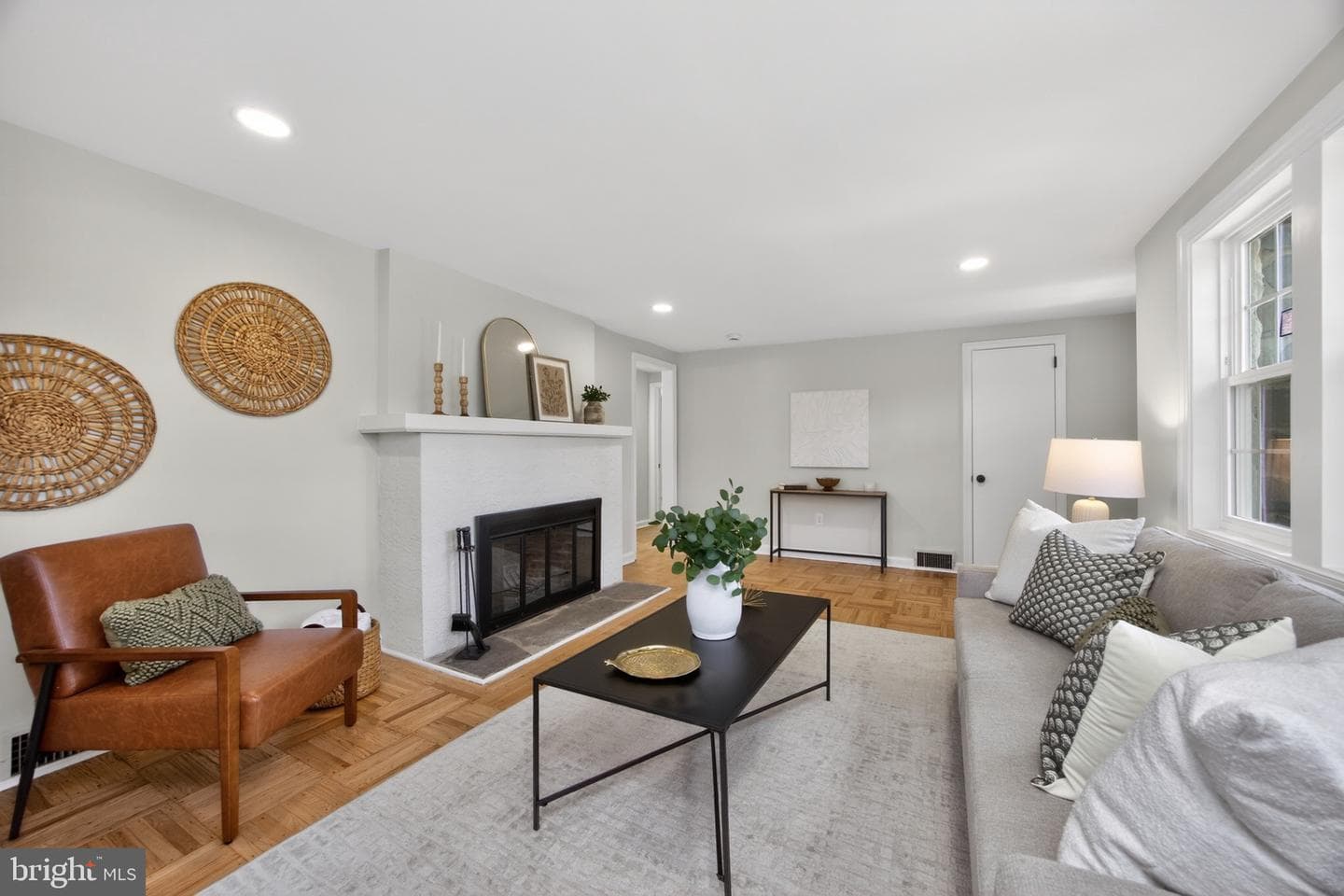 545 Dorothy Lane photo 6