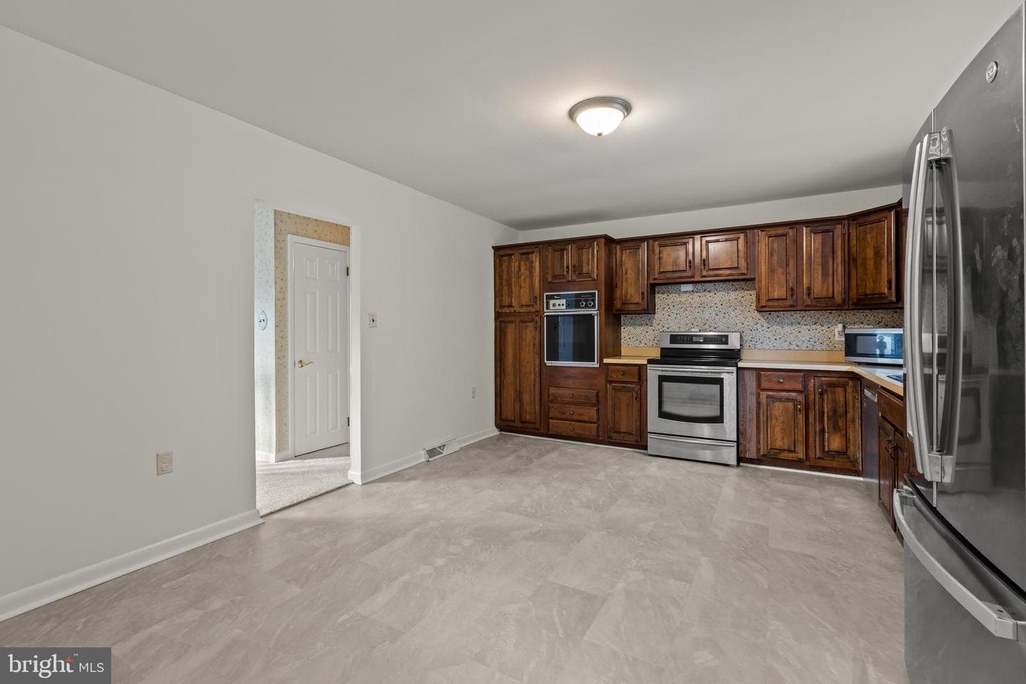 105 Kabob Lane photo 10