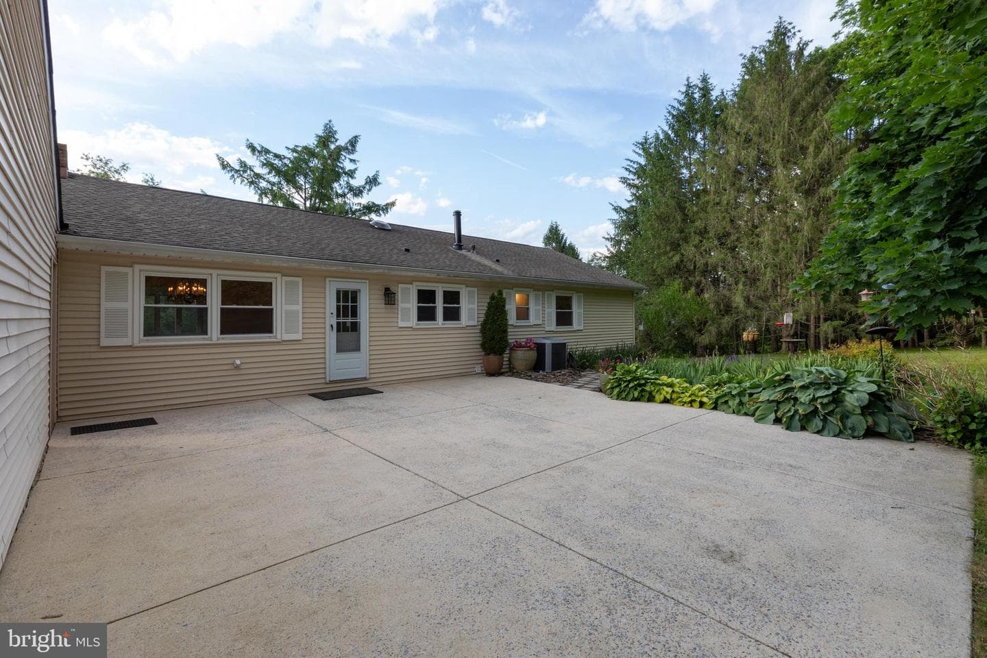 105 Kabob Lane photo 36