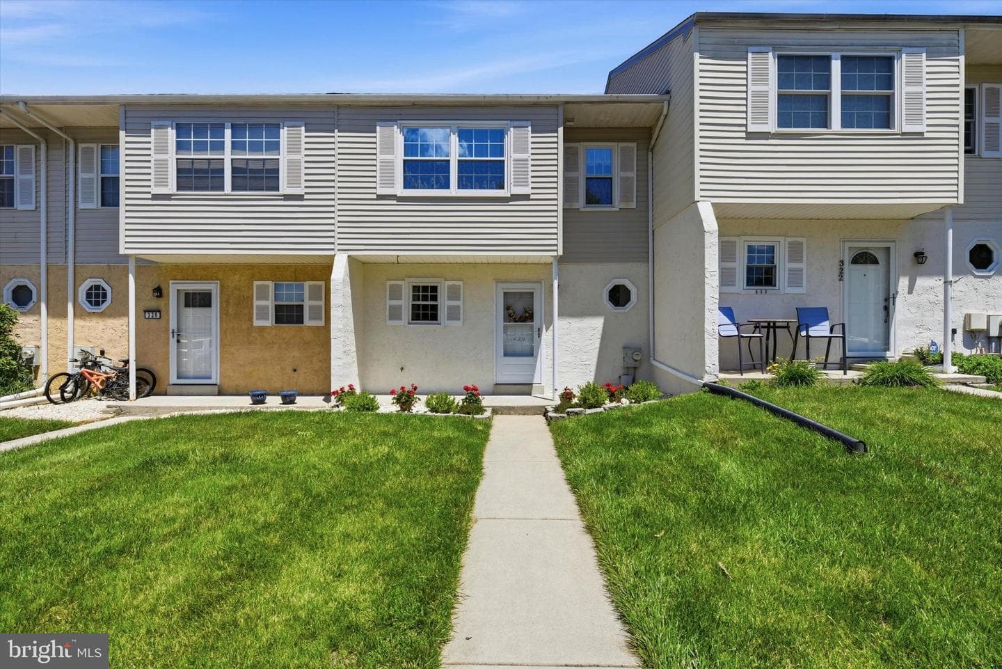 324 Carlyn Court