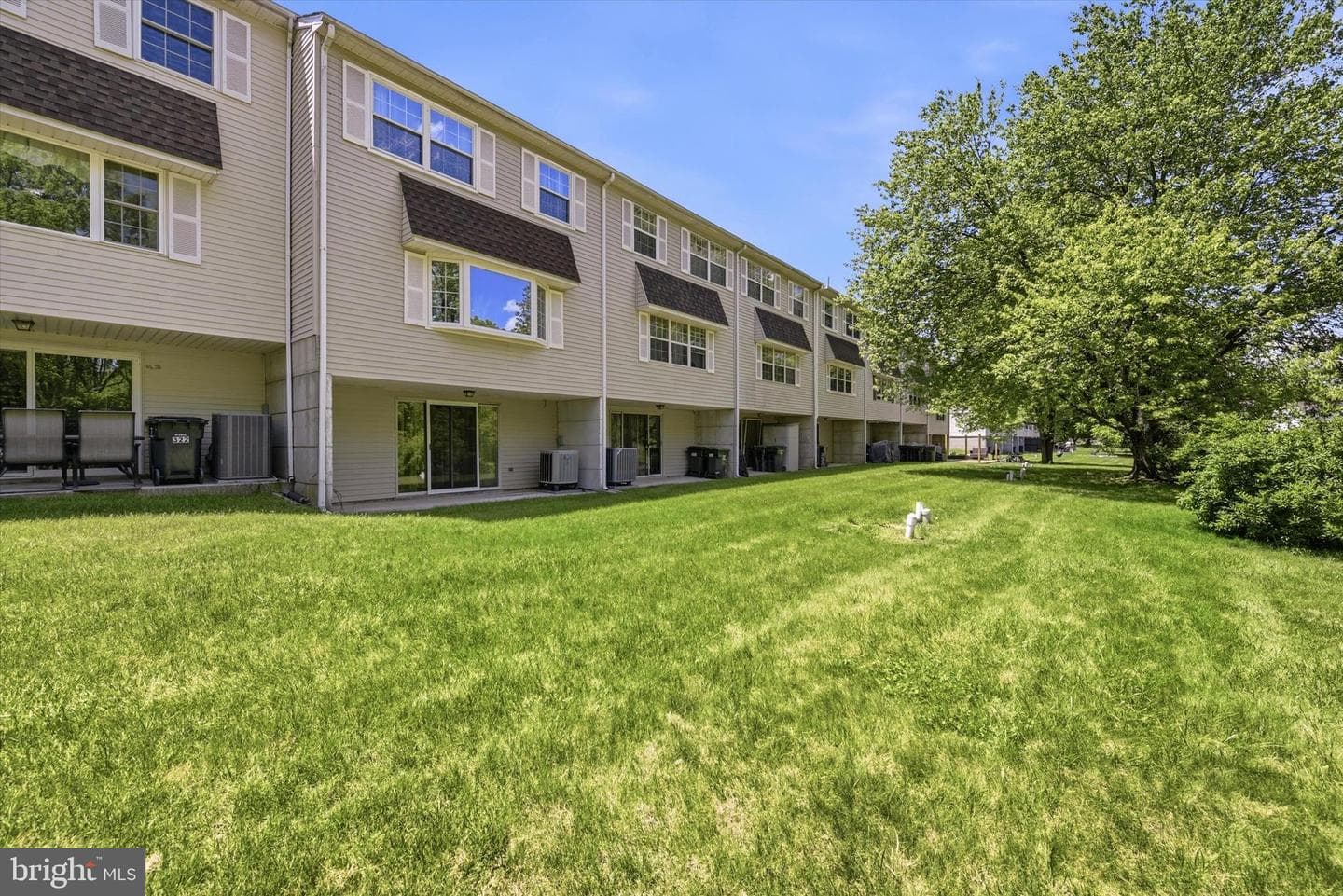 324 Carlyn Court photo 45