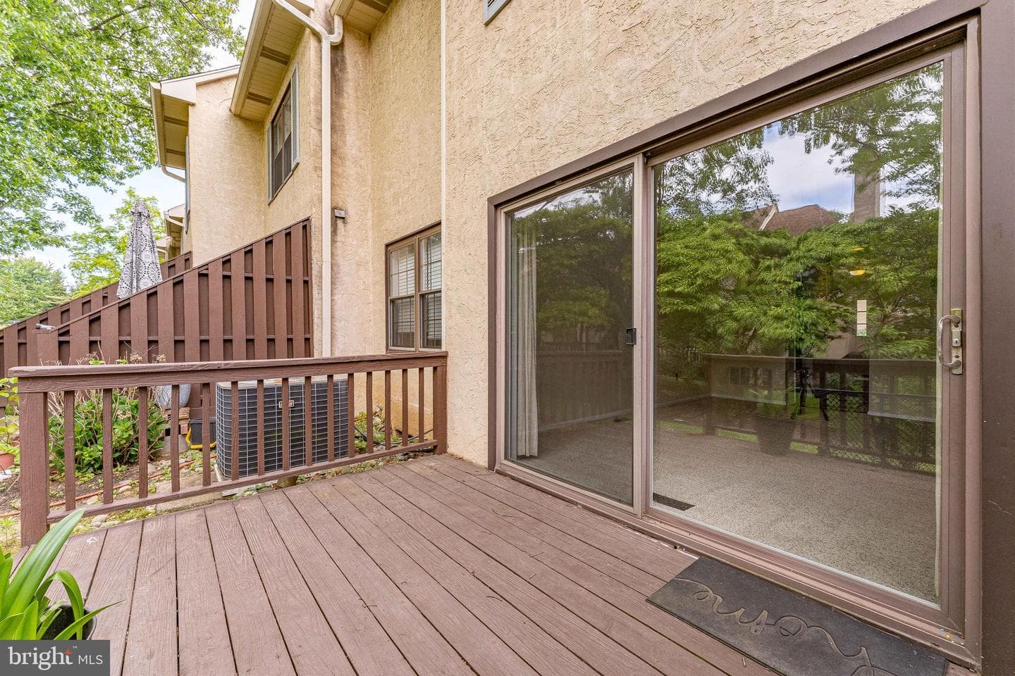 11 Chateau Circle photo 41