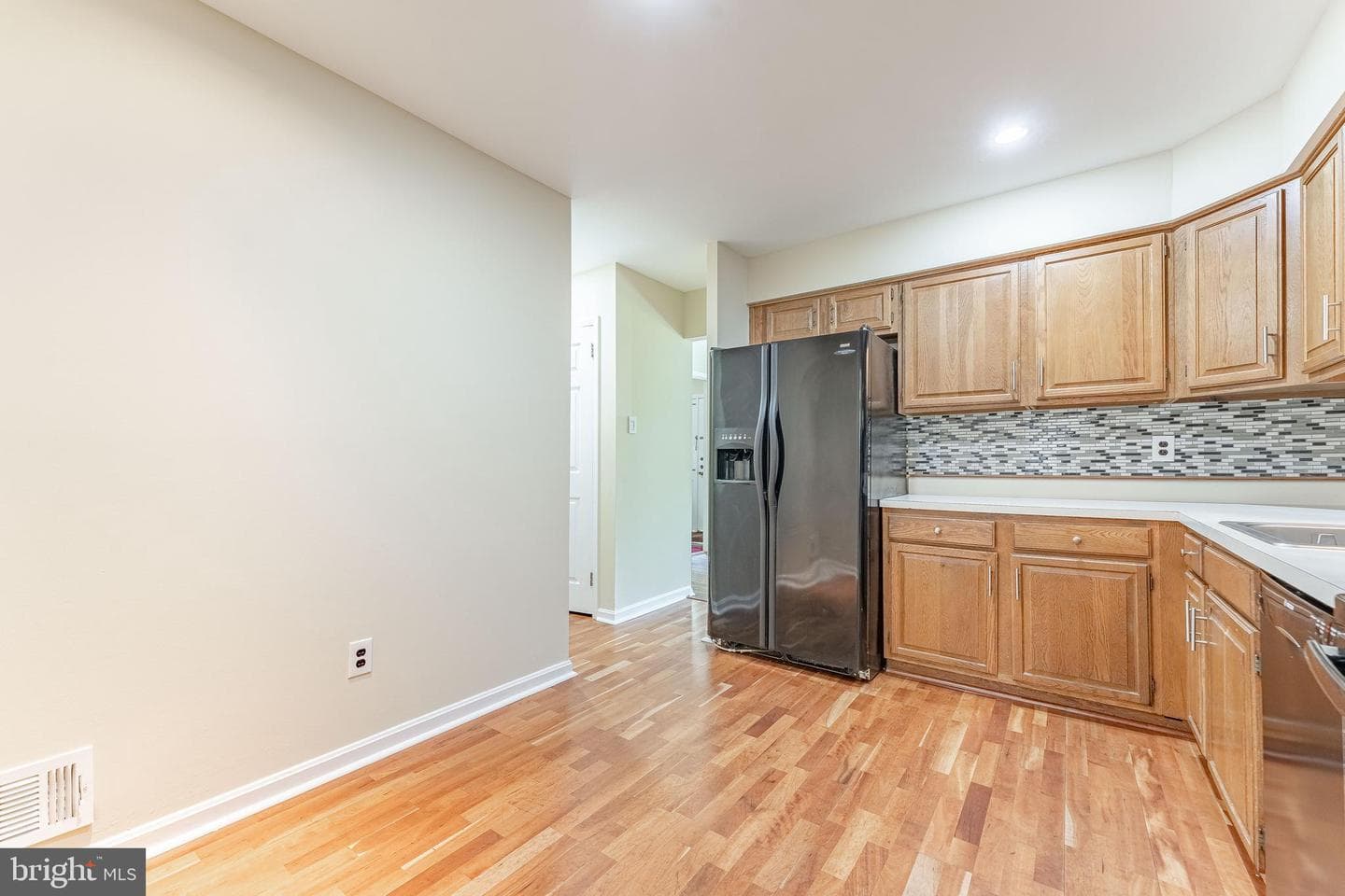 11 Chateau Circle photo 7