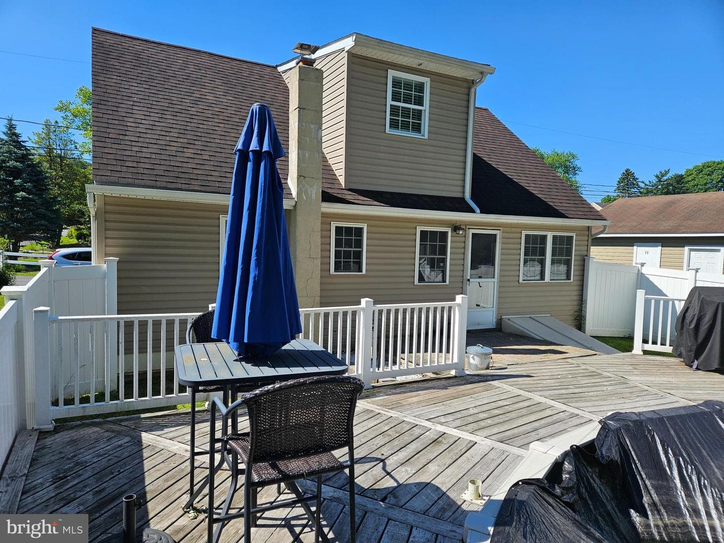 1420 E Harmony Street photo 2