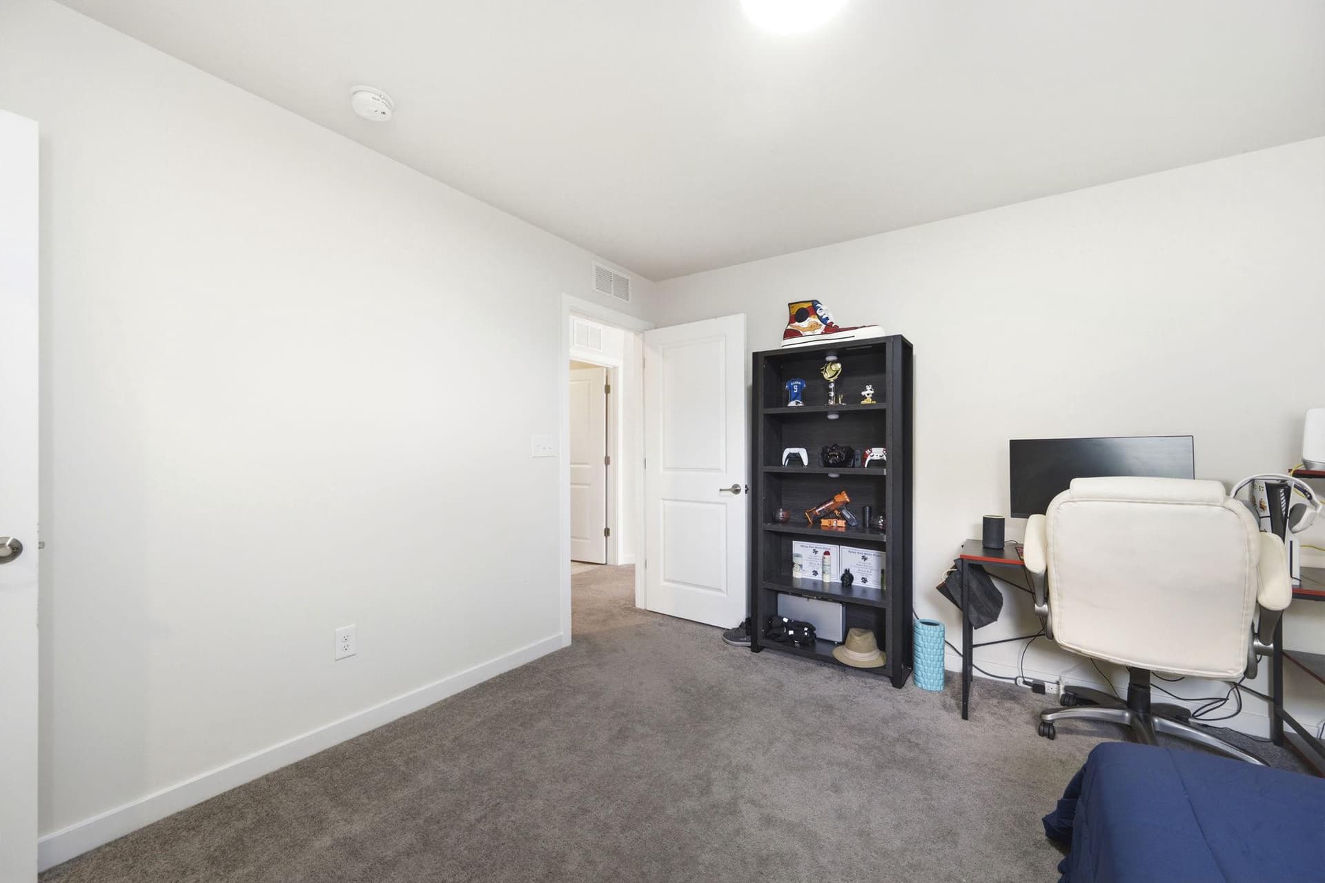 727 Hunsberger Road photo 36