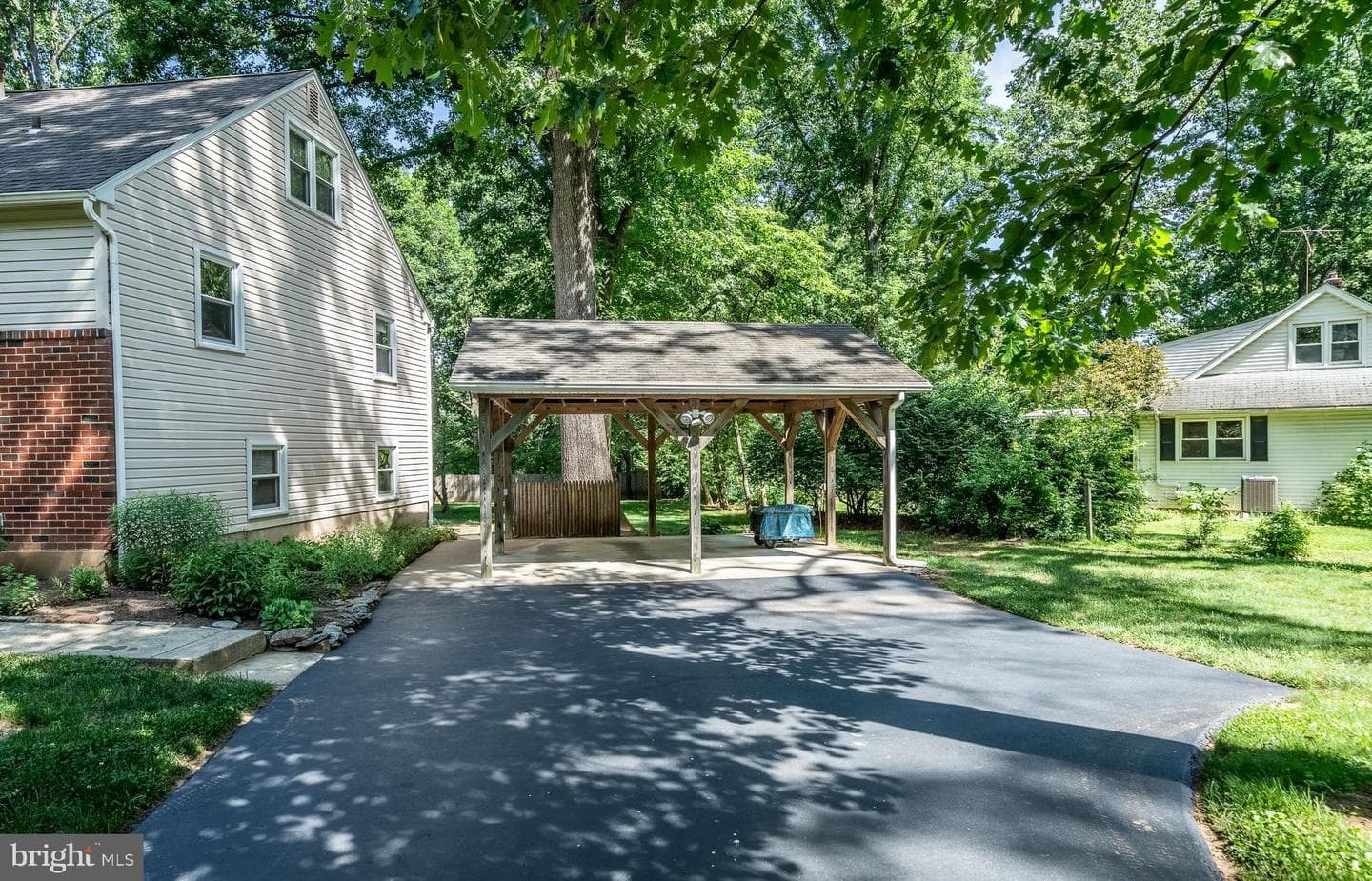 1312 Mary Jane Lane photo 4