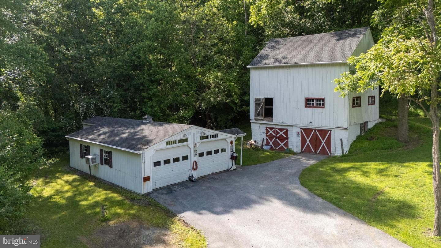 1480 Sawmill Road photo 38