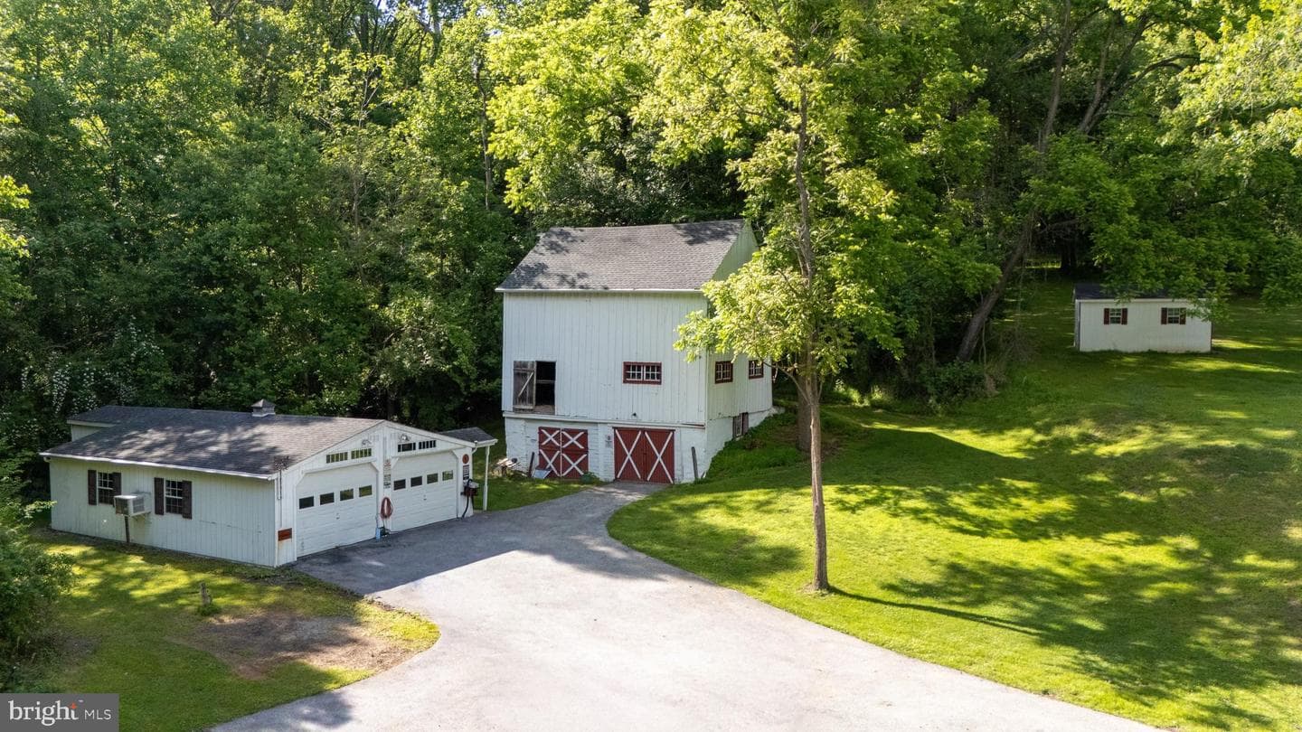 1480 Sawmill Road photo 39