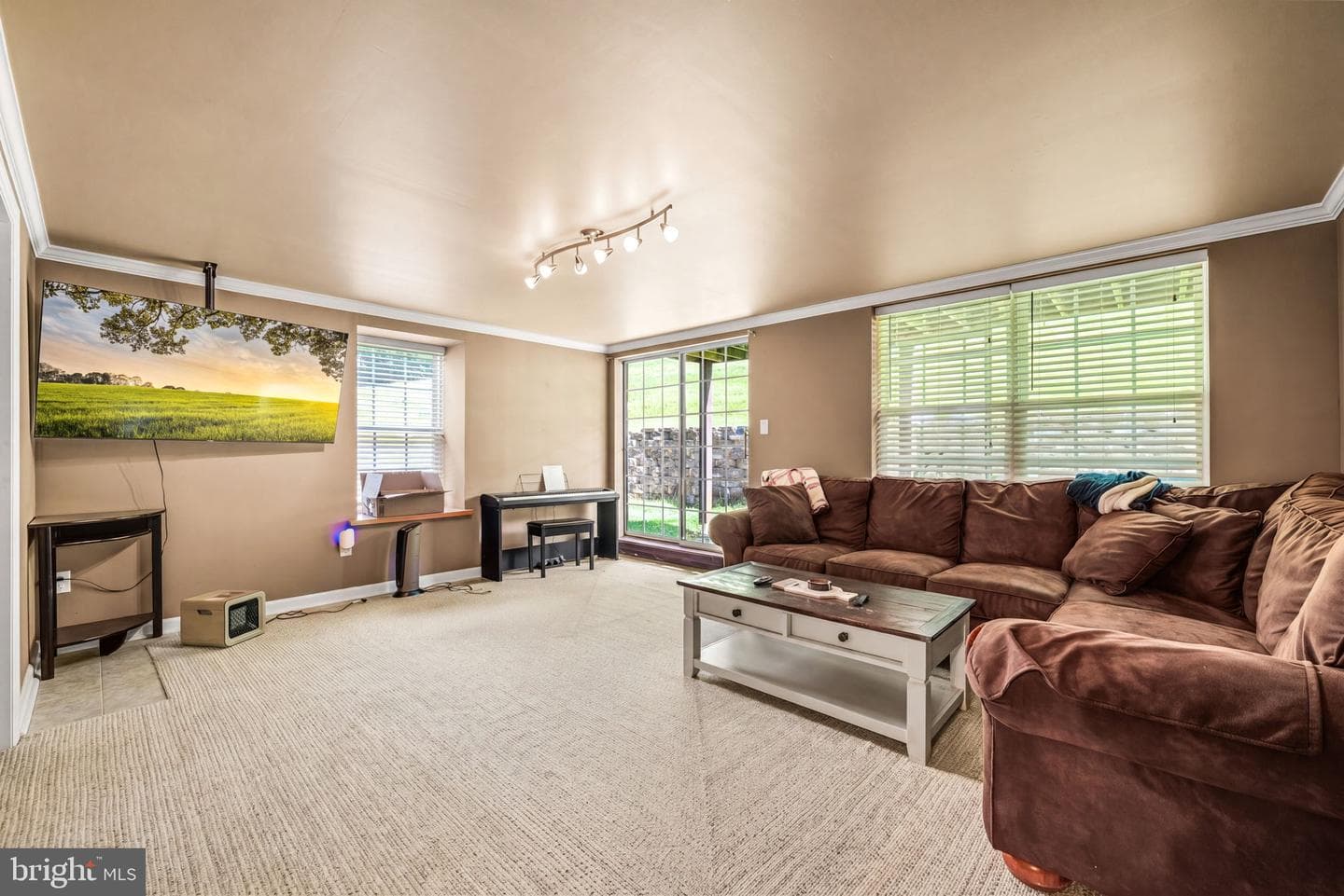 822 Brettingham Court #909 photo 30