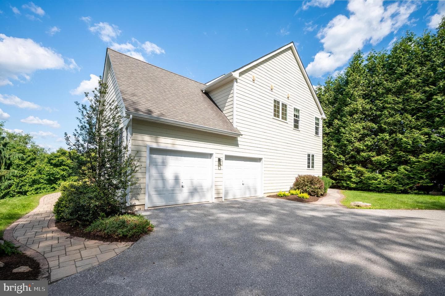 104 Pennfield Drive photo 4