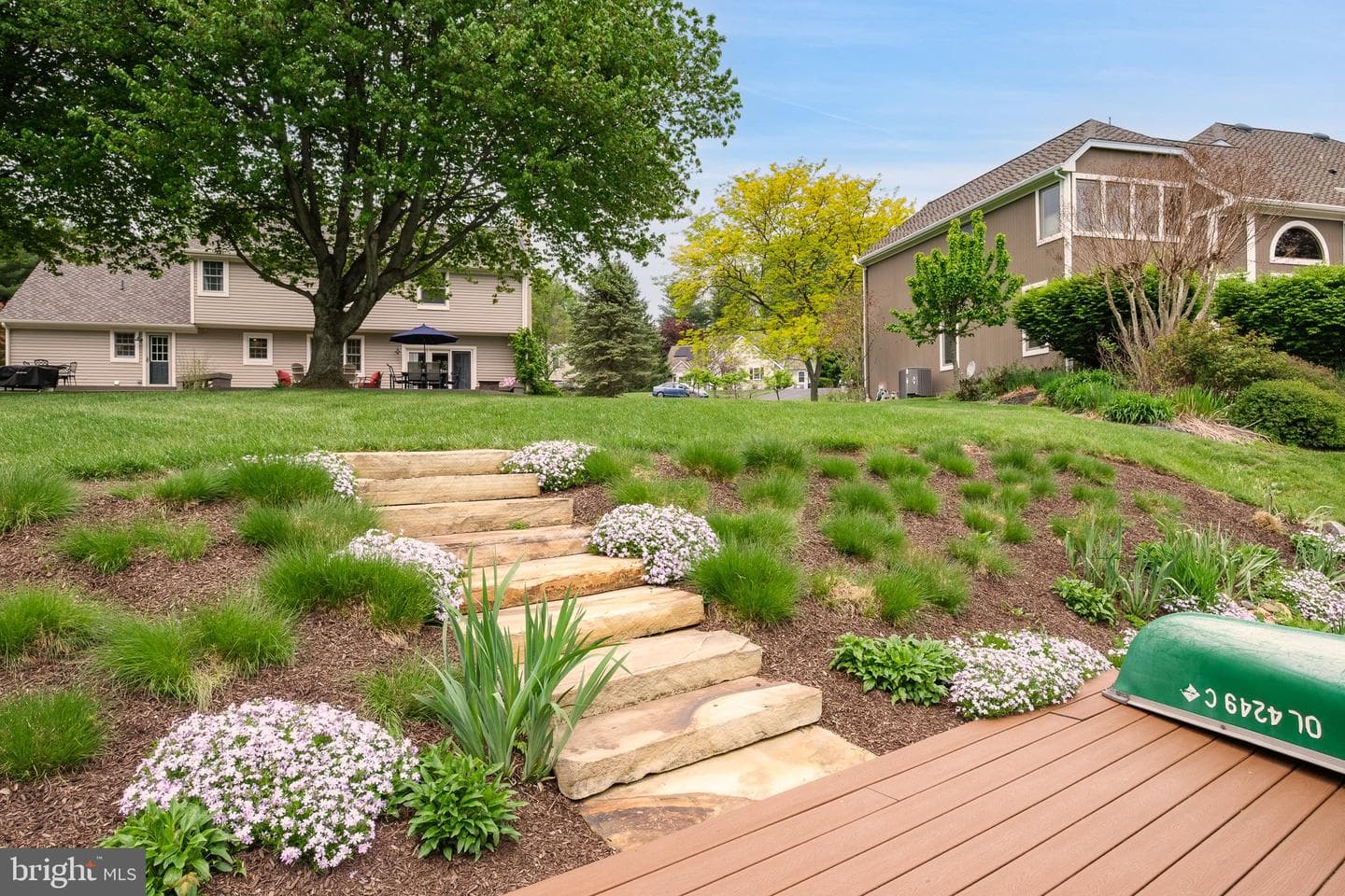 6 W Shore Court photo 31