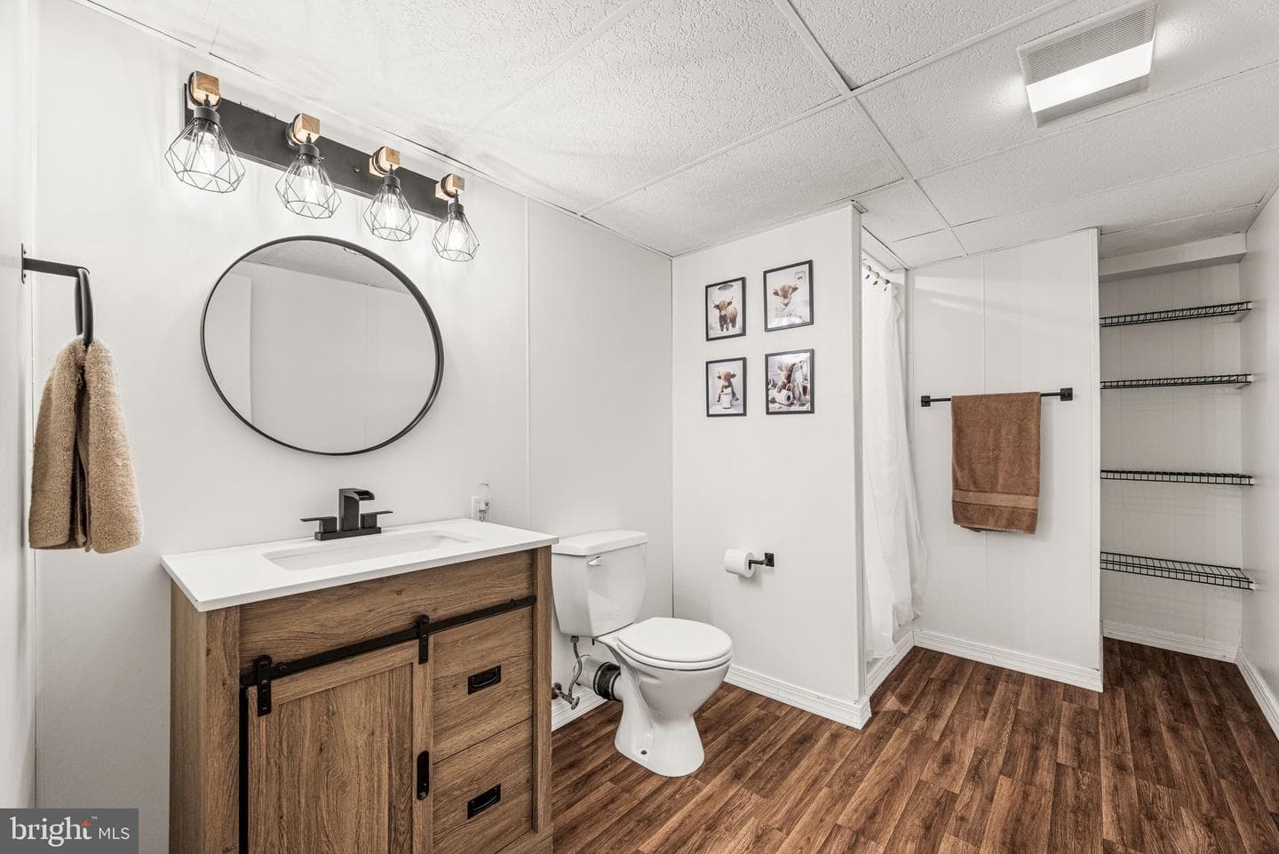 1068 Ebelhare Road photo 19