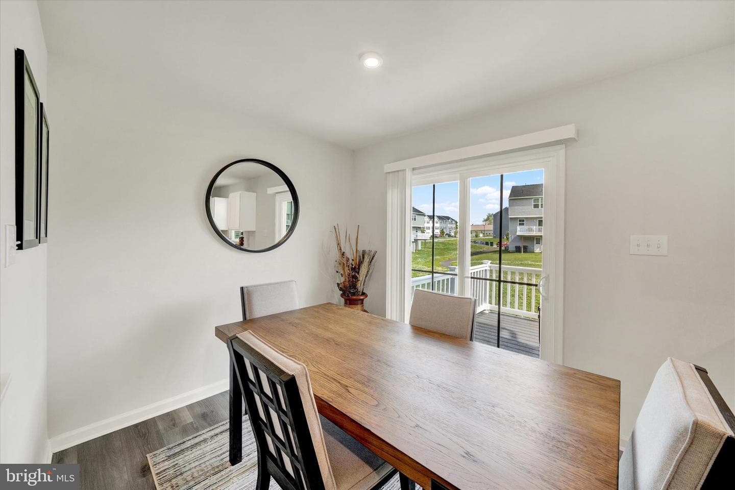 222 Hamilton Lane photo 13